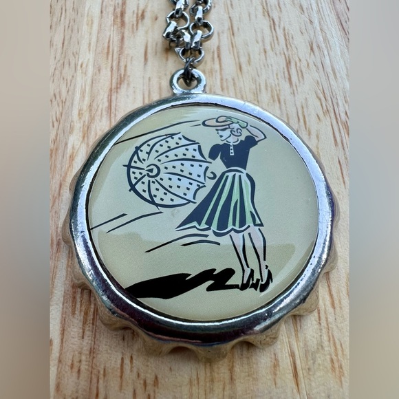 Jewelry - Vintage Blue Moon Bella Artiste Metal Pendant